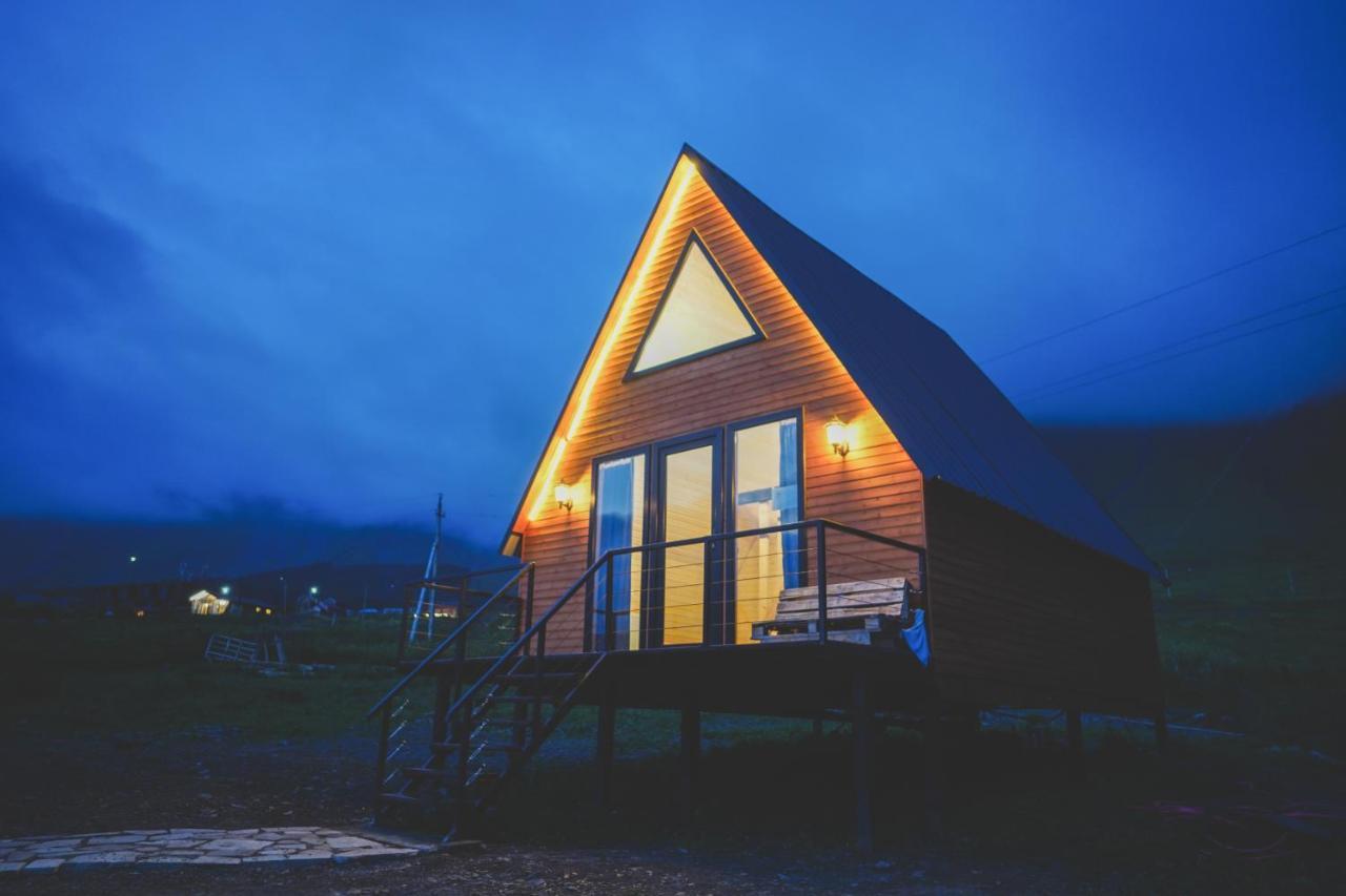 Kazbegi Compass Apartamento Exterior foto
