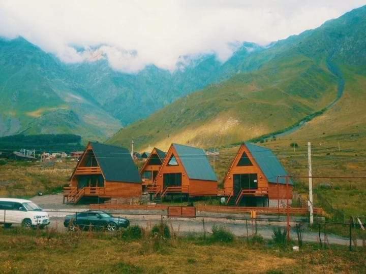Kazbegi Compass Apartamento Exterior foto